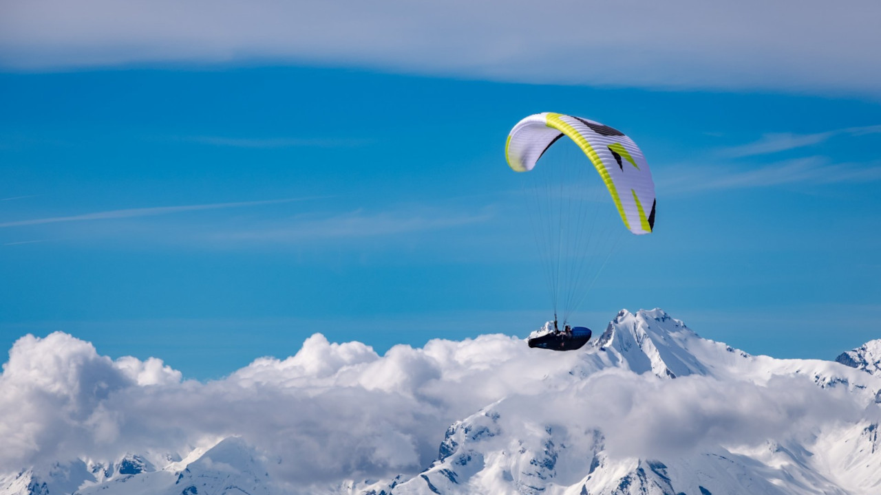 sky paragliders apollo 3 02.jpg