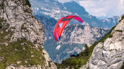 sky paragliders apollo 3 06.jpg