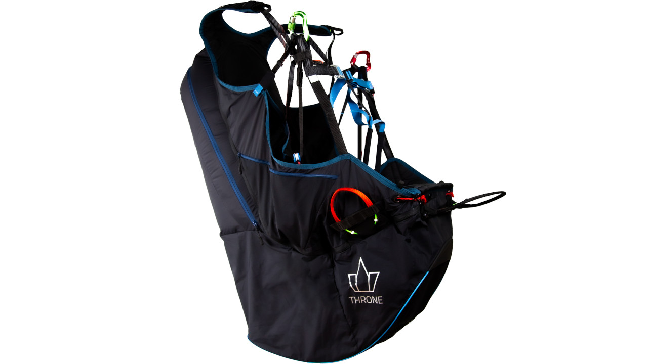 tripleseven throne 01.jpg